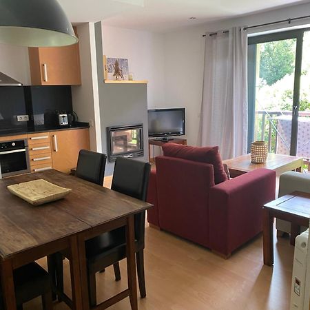 Apartament Hug Roger Valencia D'Aneu ภายนอก รูปภาพ